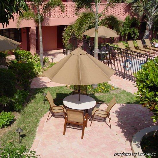 Away Inn Lauderdale-by-the-Sea Restaurante foto